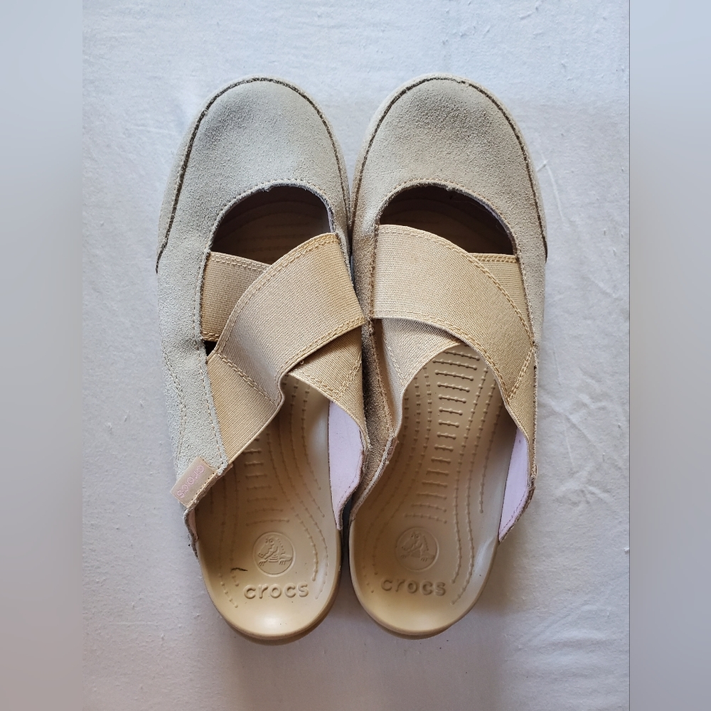 CROCS Esie Chai Tan Slip On